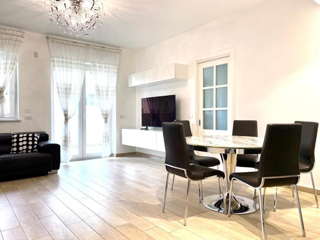 Appartamento Mpm - Belinzaghi 5 6 Pax Milano Esterno foto
