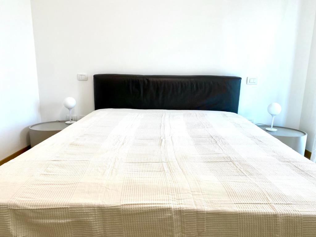 Appartamento Mpm - Belinzaghi 5 6 Pax Milano Esterno foto